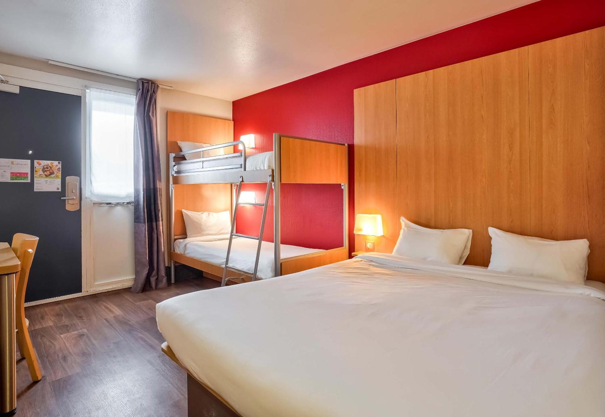 B&B Hôtel Herblay Buitenkant foto